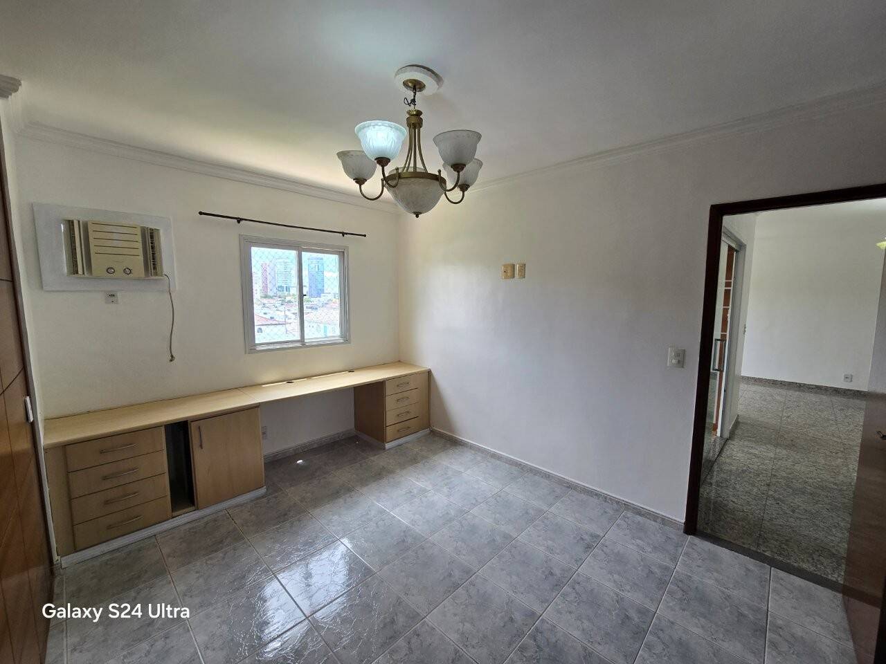 Apartamento para alugar com 2 quartos, 64m² - Foto 11