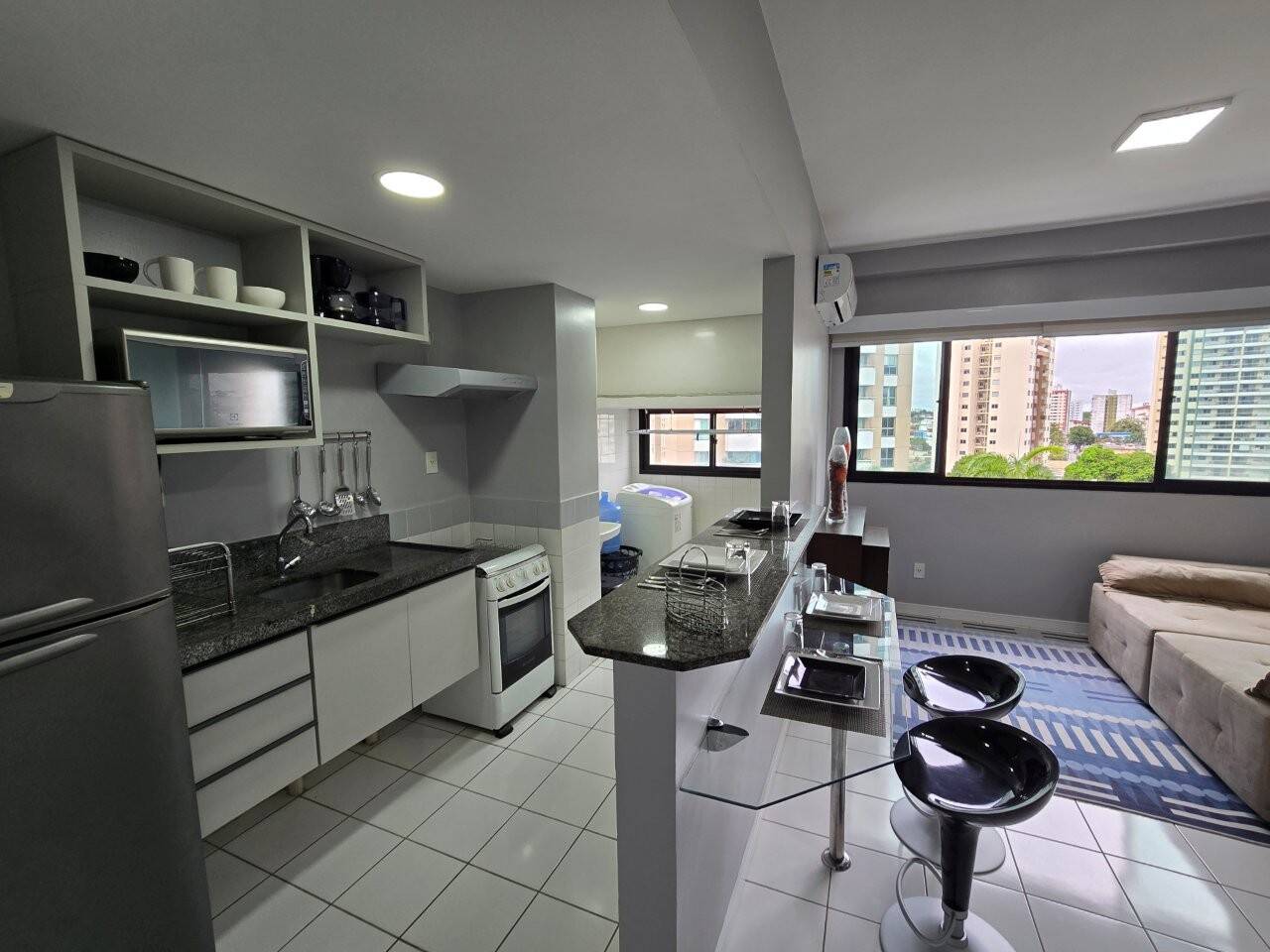 Apartamento para alugar com 1 quarto, 55m² - Foto 3