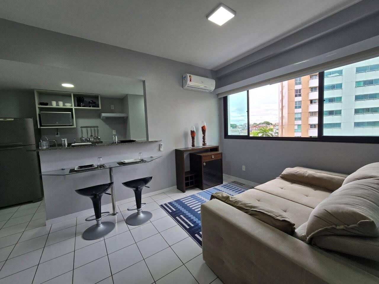 Apartamento para alugar com 1 quarto, 55m² - Foto 11