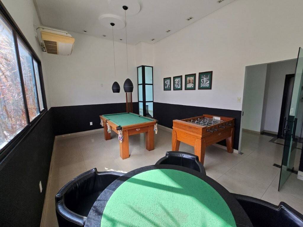 Apartamento para alugar com 1 quarto, 55m² - Foto 23