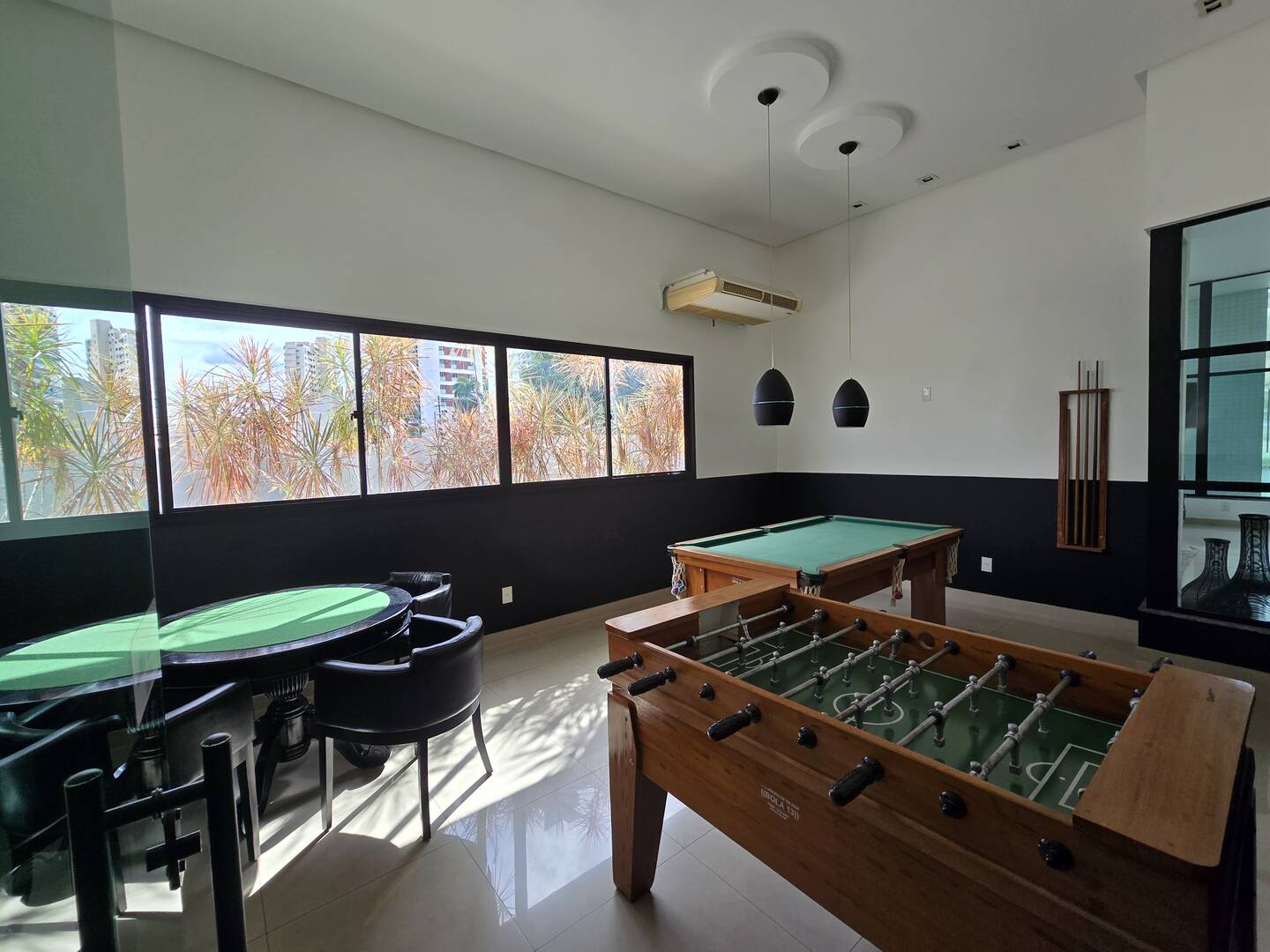 Apartamento para alugar com 1 quarto, 51m² - Foto 27
