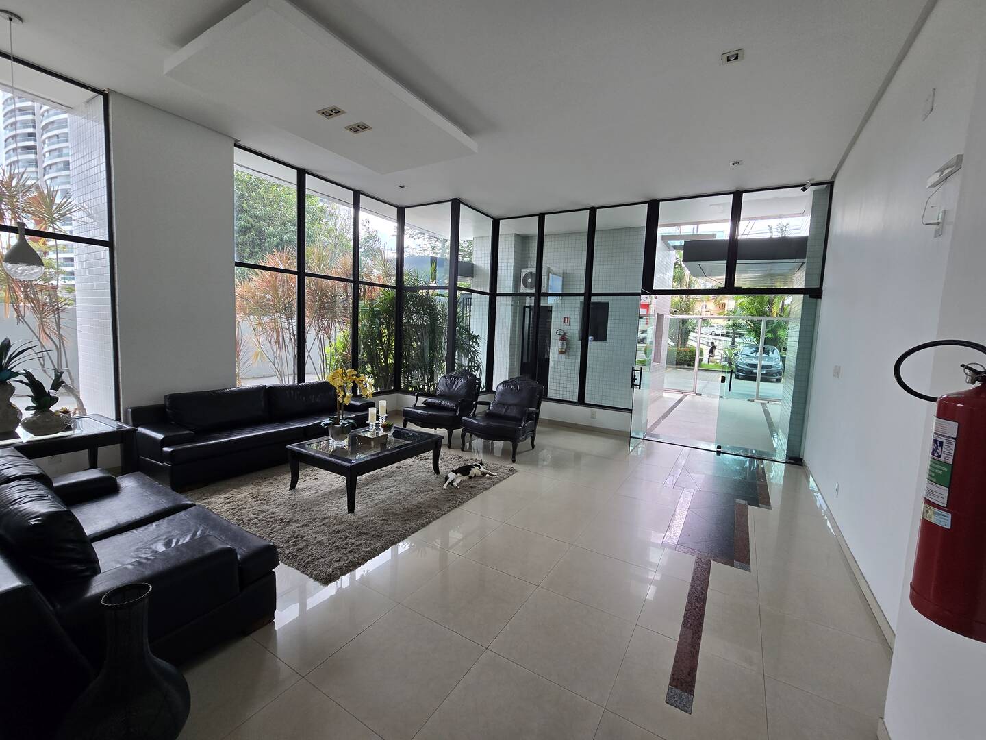 Apartamento para alugar com 1 quarto, 51m² - Foto 2