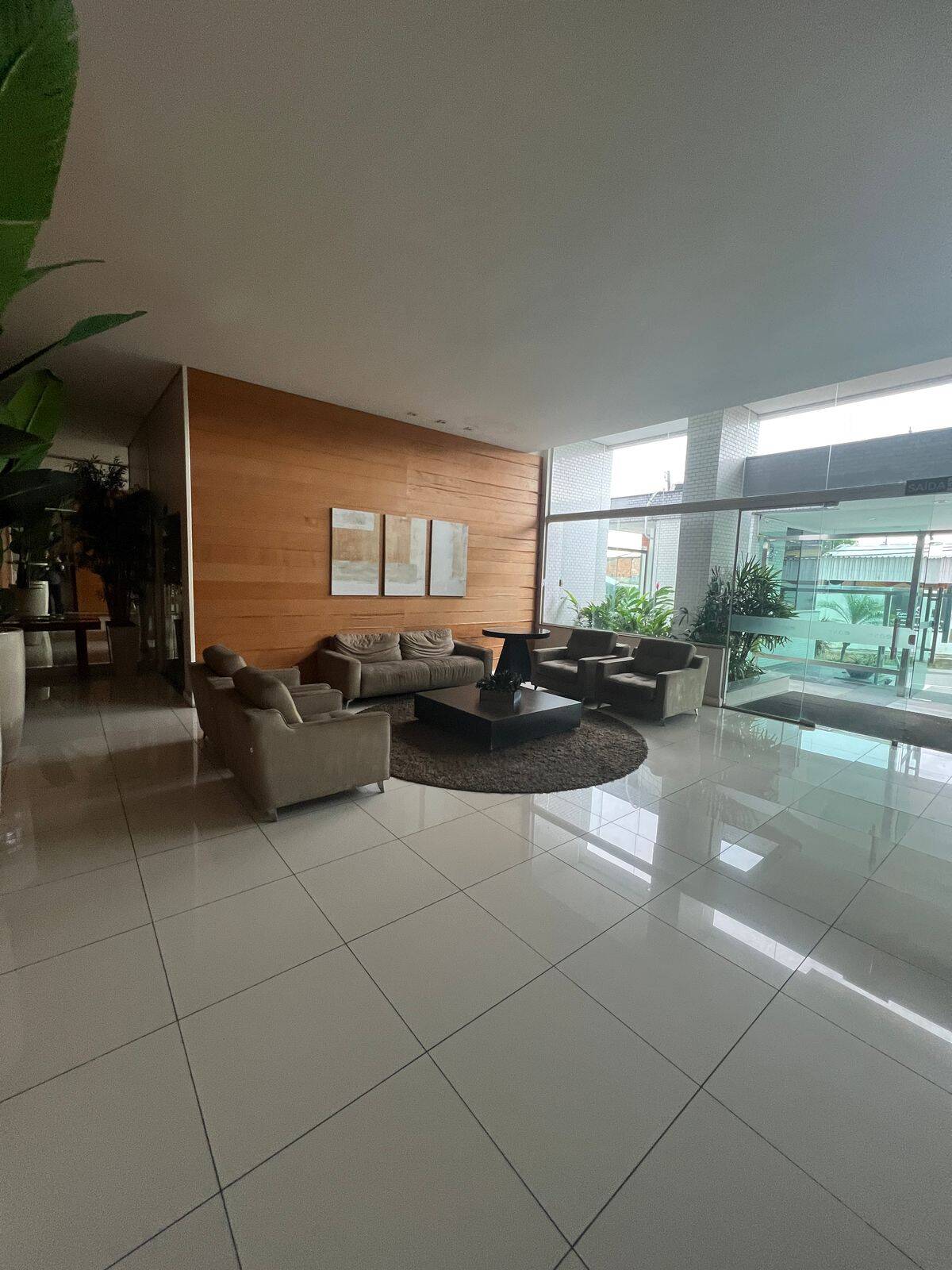 Apartamento para alugar com 1 quarto, 51m² - Foto 15
