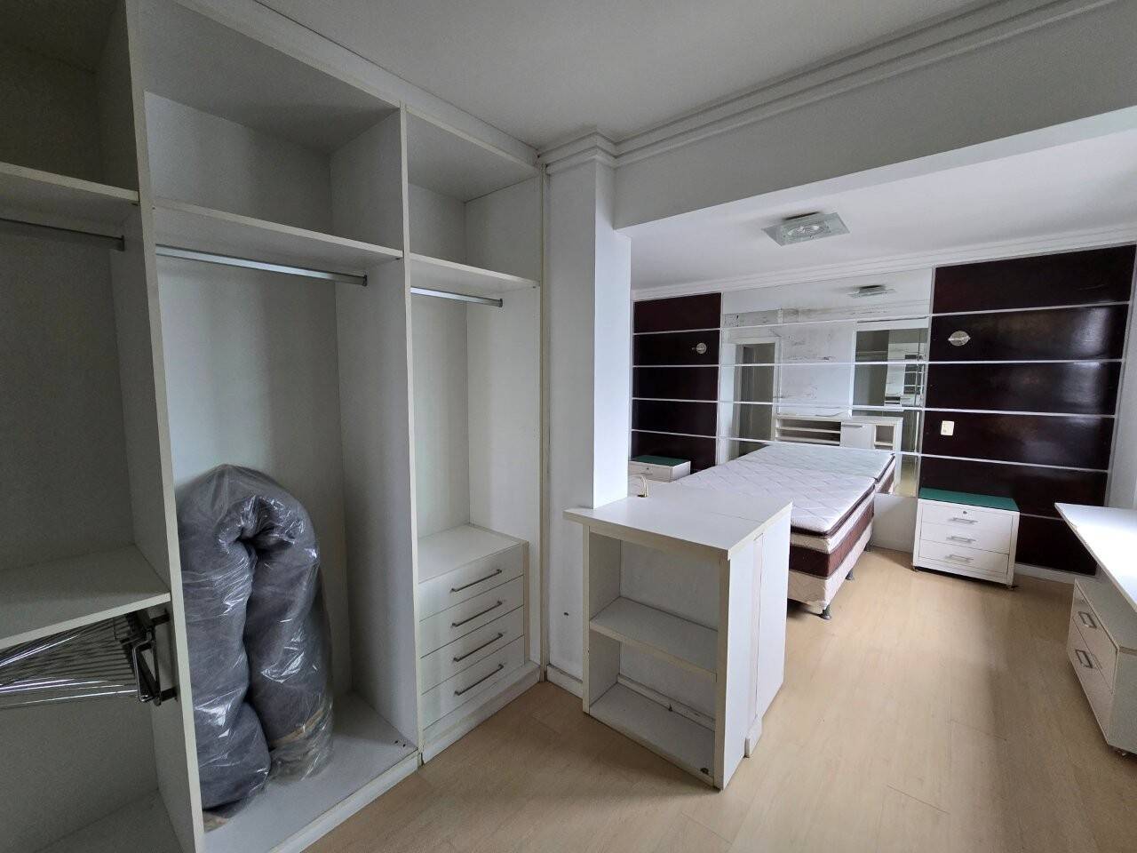 Apartamento à venda com 3 quartos, 109m² - Foto 23