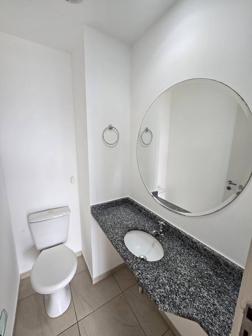 Apartamento para alugar com 3 quartos, 105m² - Foto 3
