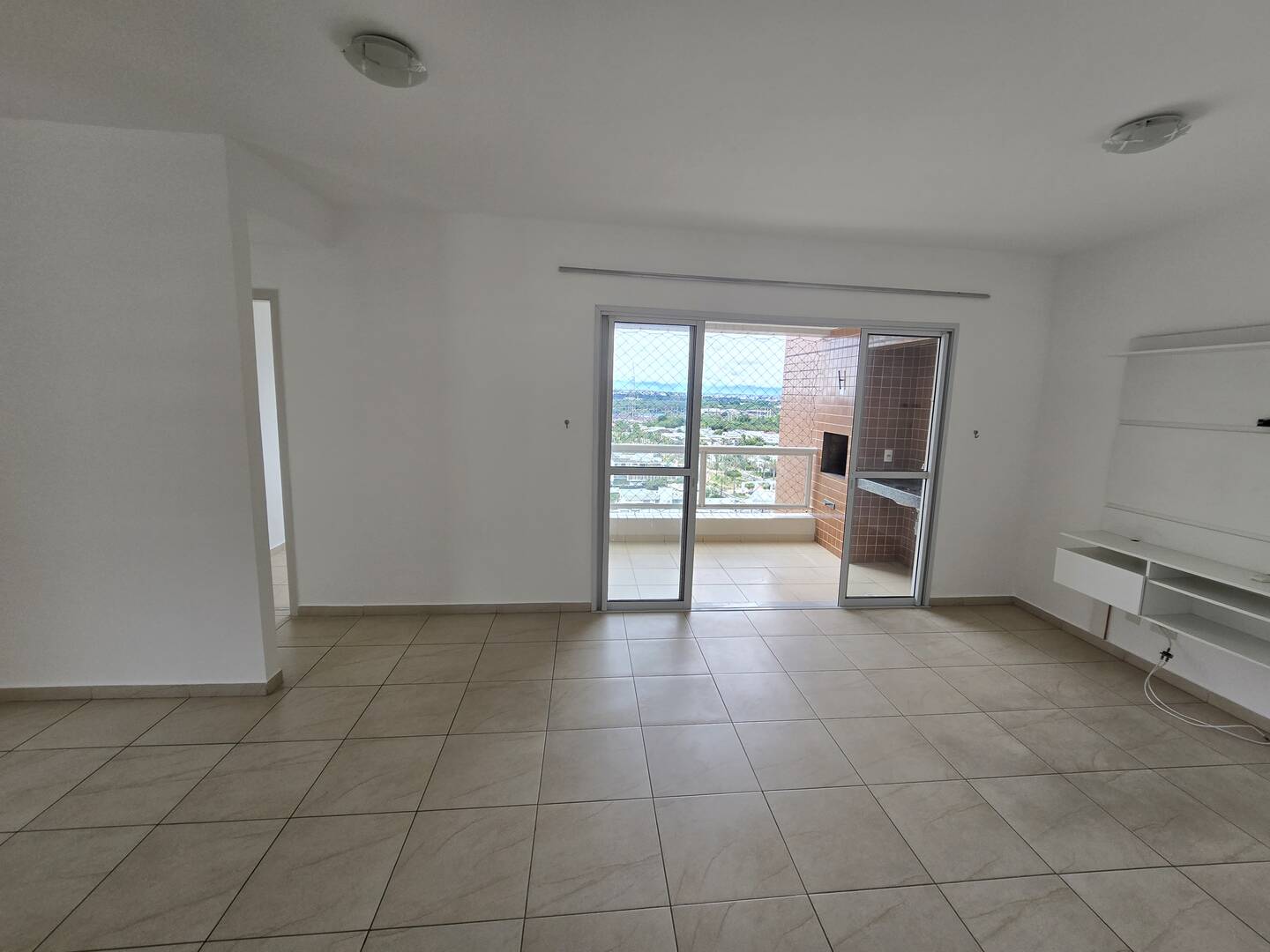 Apartamento para alugar com 3 quartos, 105m² - Foto 4