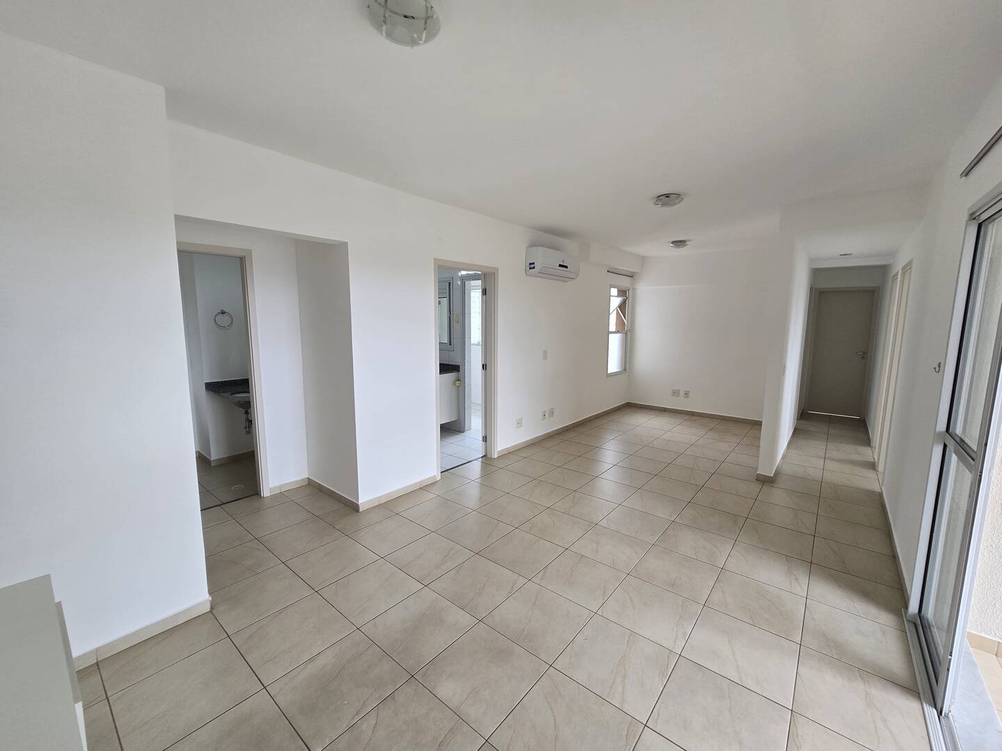 Apartamento para alugar com 3 quartos, 105m² - Foto 5
