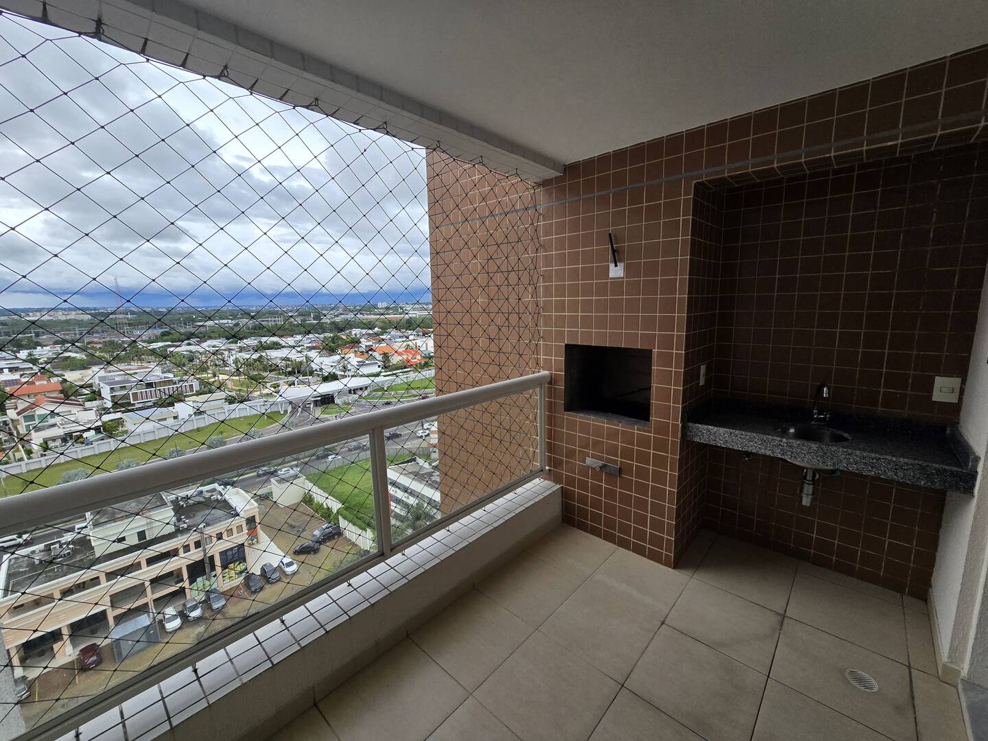 Apartamento para alugar com 3 quartos, 105m² - Foto 1