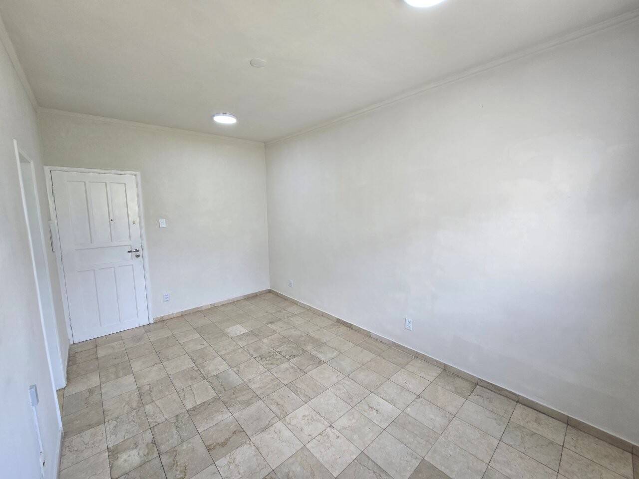 Apartamento à venda com 2 quartos, 55m² - Foto 4