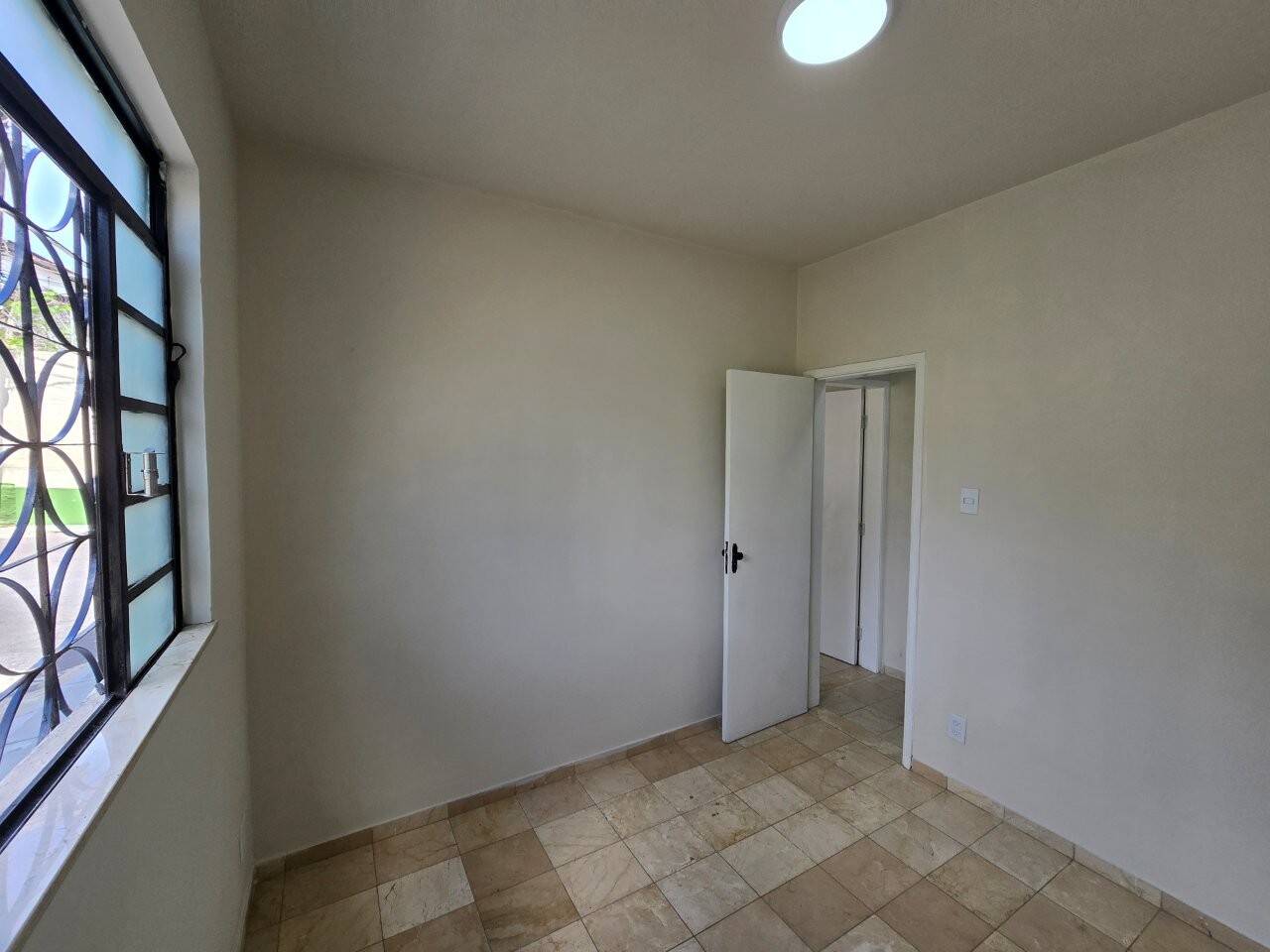 Apartamento à venda com 2 quartos, 55m² - Foto 11