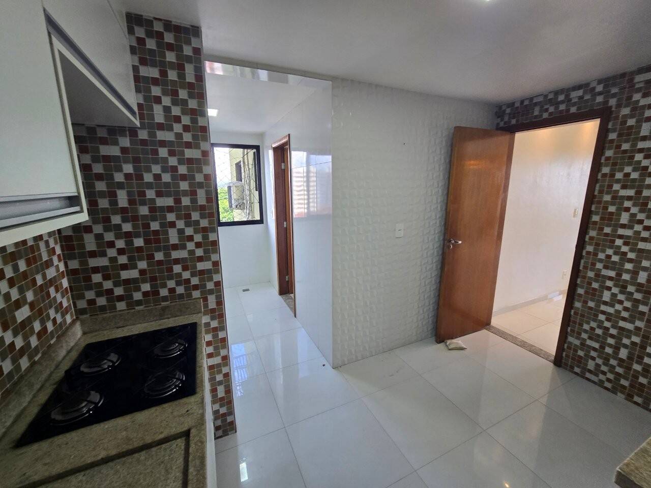Apartamento para alugar com 3 quartos, 101m² - Foto 9