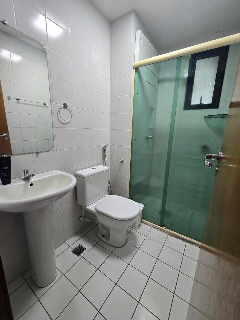 Apartamento para alugar com 3 quartos, 101m² - Foto 29