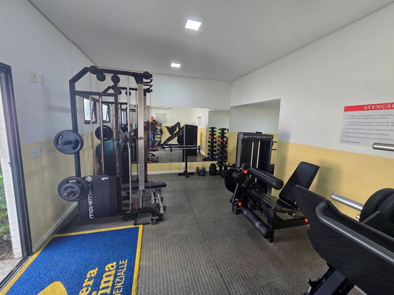 Apartamento para alugar com 3 quartos, 101m² - Foto 33