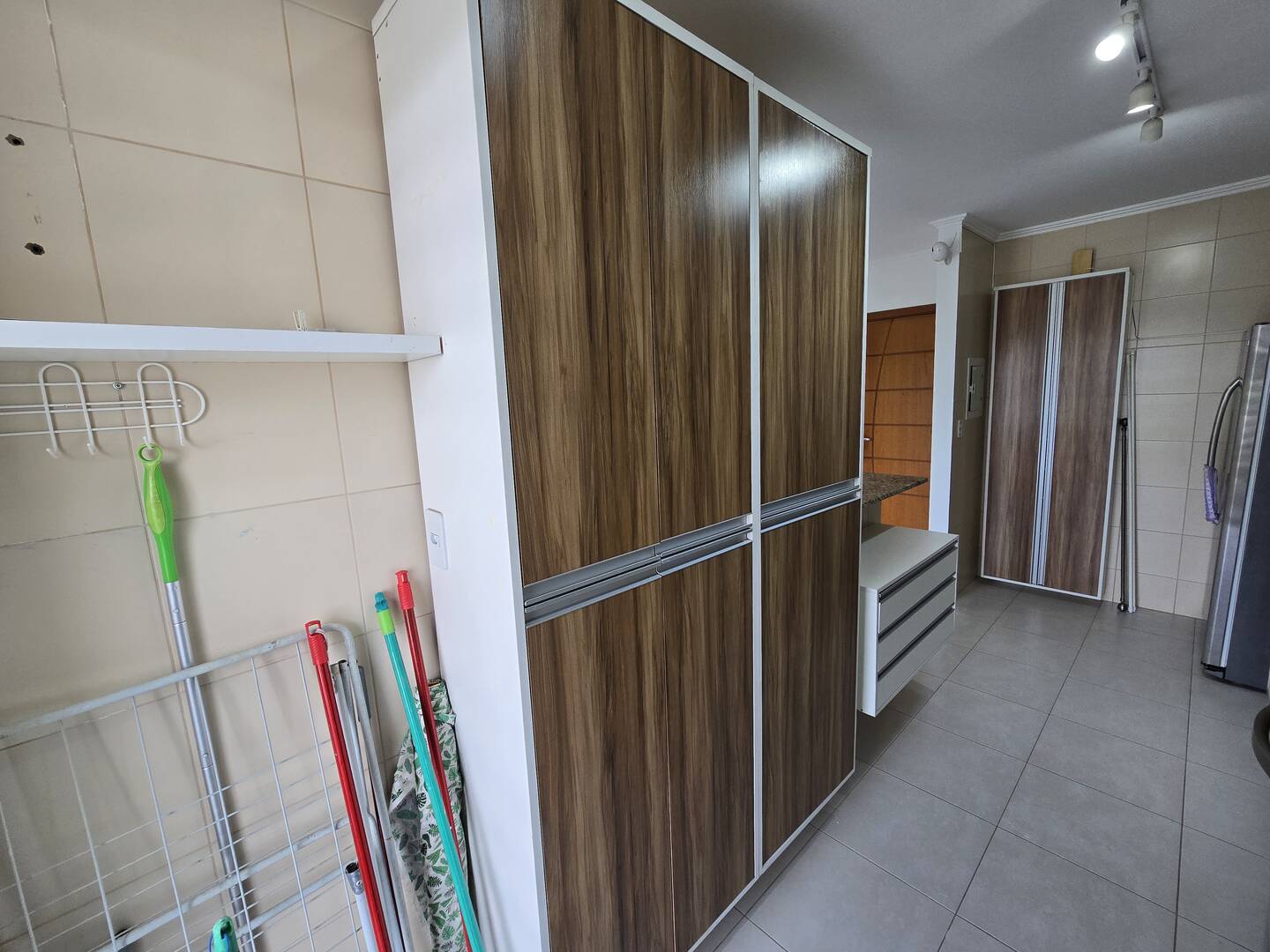 Apartamento à venda com 2 quartos, 67m² - Foto 6