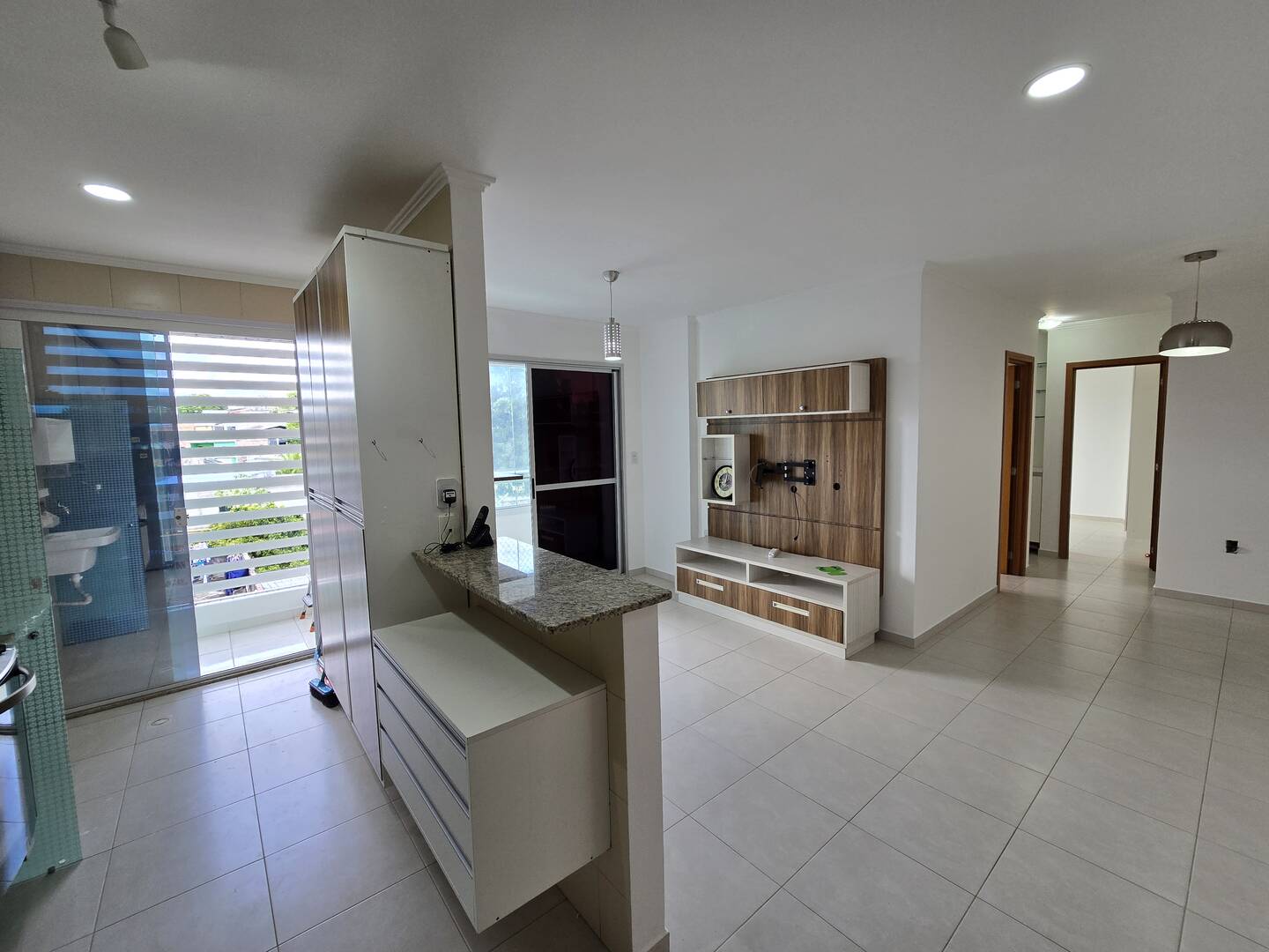 Apartamento à venda com 2 quartos, 67m² - Foto 8
