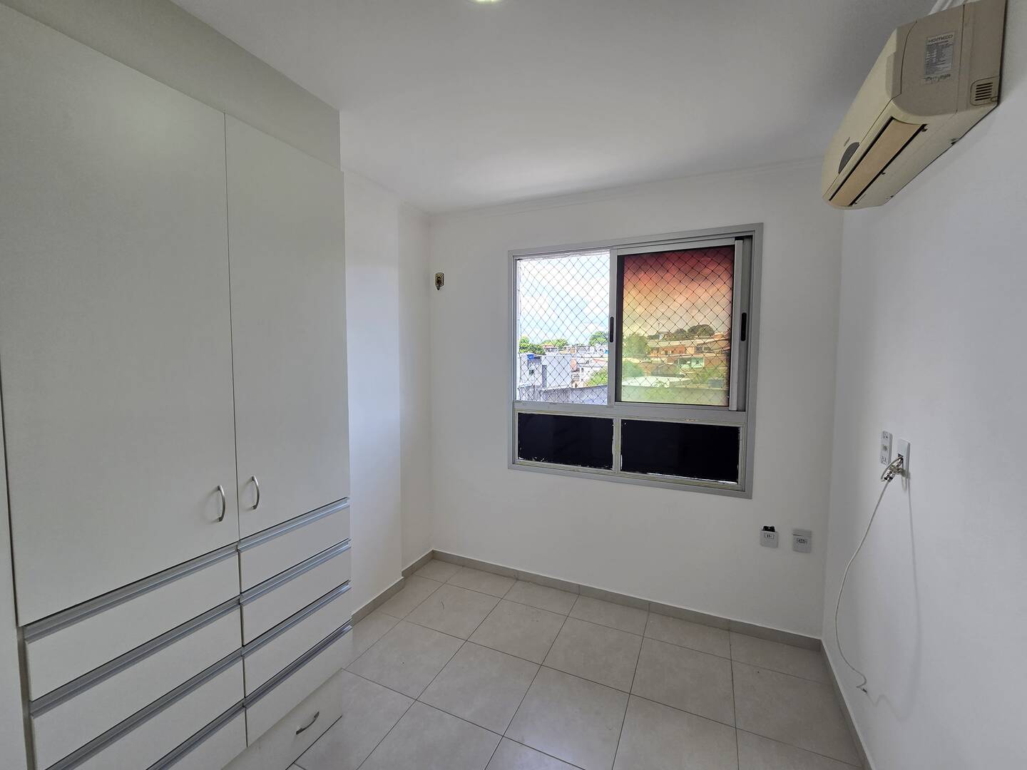 Apartamento à venda com 2 quartos, 67m² - Foto 11