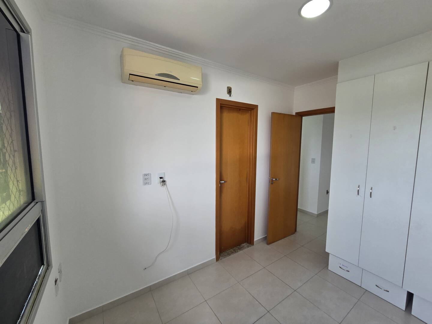 Apartamento à venda com 2 quartos, 67m² - Foto 12