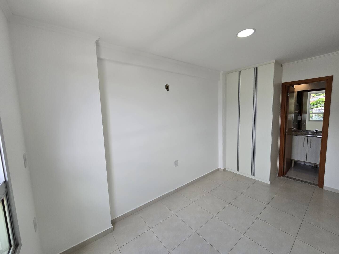 Apartamento à venda com 2 quartos, 67m² - Foto 18