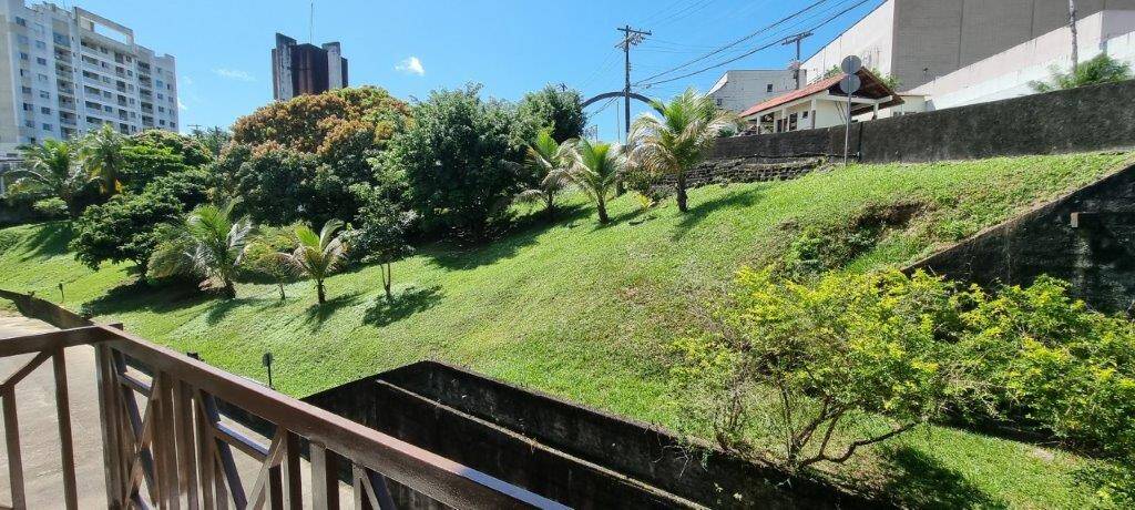 Apartamento para alugar com 2 quartos, 66m² - Foto 3