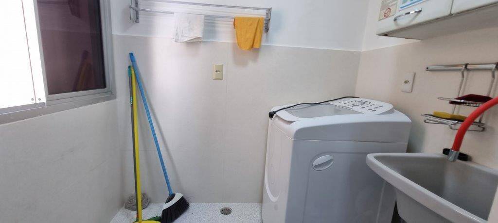 Apartamento para alugar com 2 quartos, 66m² - Foto 12