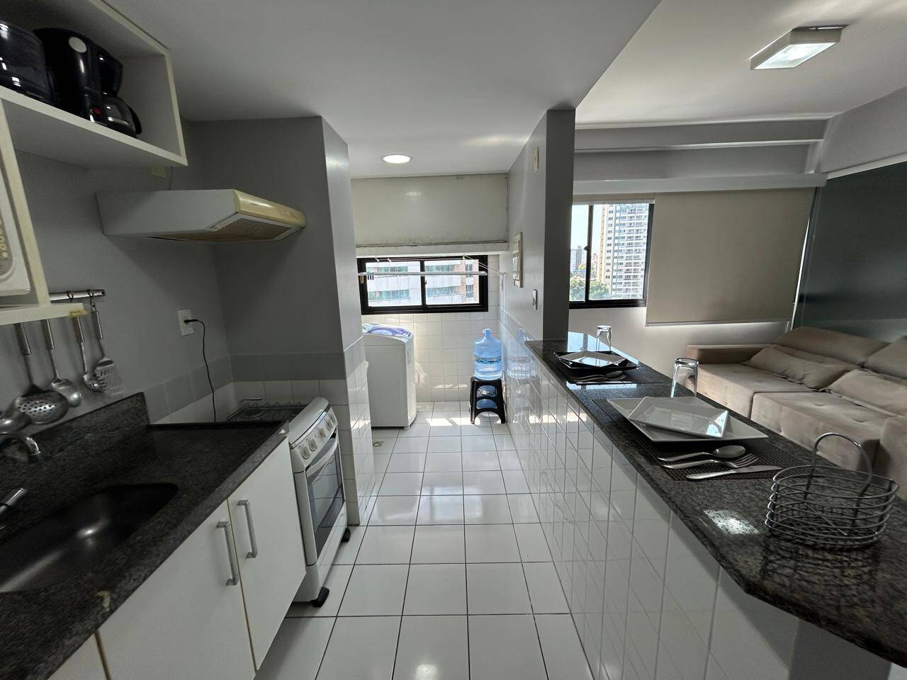 Apartamento para alugar com 1 quarto, 56m² - Foto 4